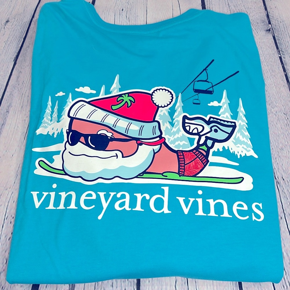 NWT Vineyard Vines Santa Ski Whale Long Sleeve Pocket Tee (XL)